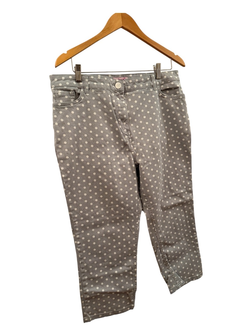 Women’s Gray Polka Dot Jean Capris